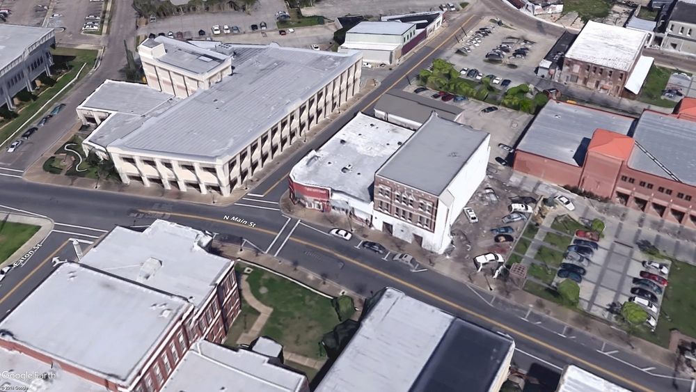 Office Space | Downtown Hattiesburg: 623 N Main St, Hattiesburg, MS 39401
